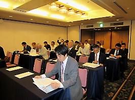 総会会場風景 総会会場風景